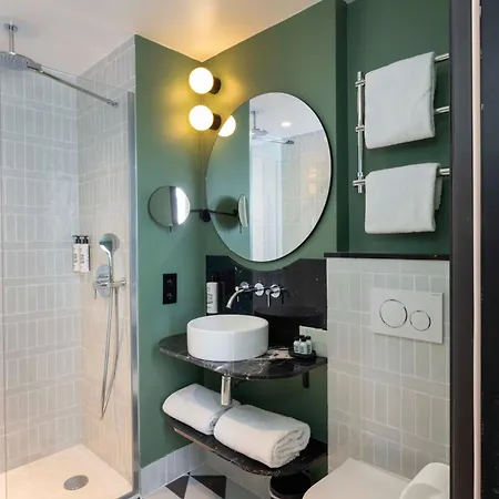 Le Clark 4* Parigi